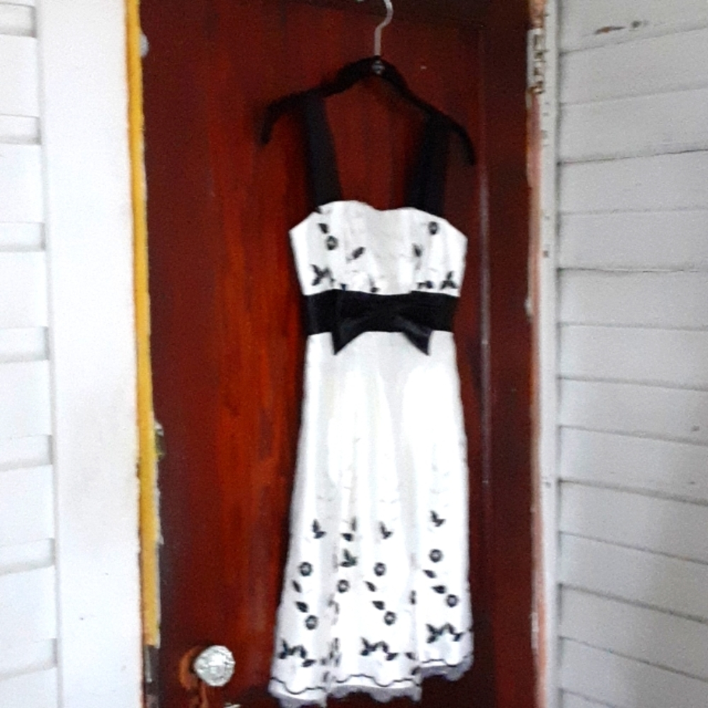 Jessica Mcclintock for Gunne Sax Juniors dress pit 13 inches waist 22 inches